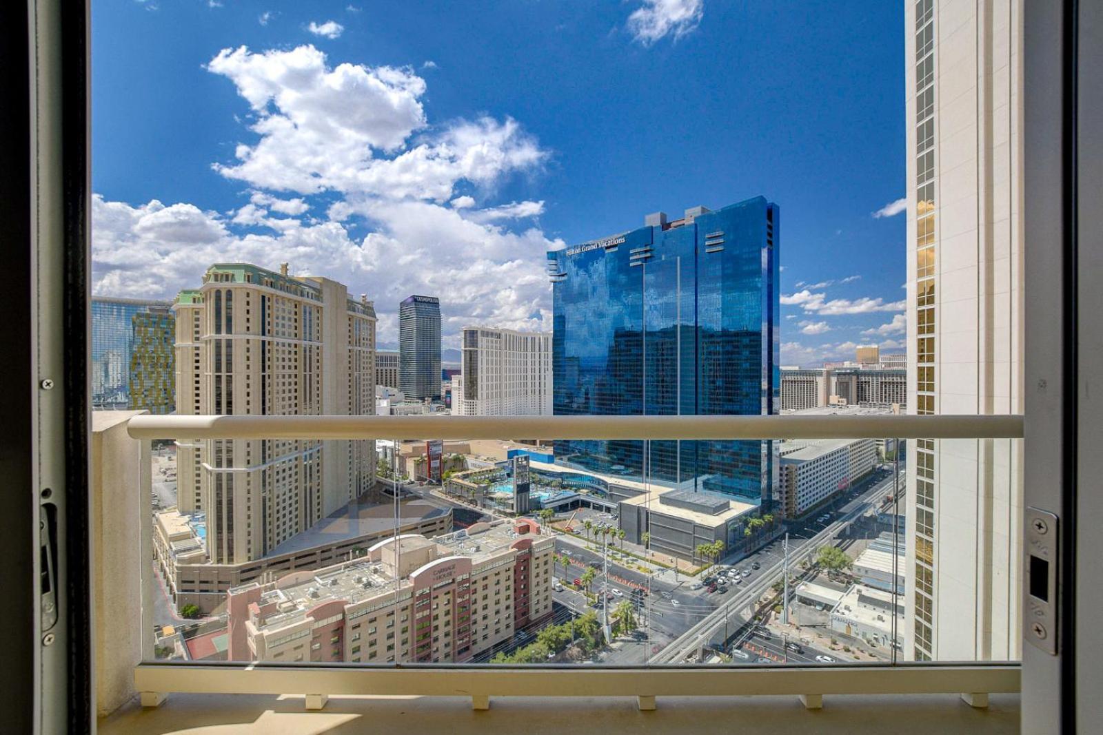 לאס וגאס Premium Suite Mgm Signature High Flr Balcony Strip View מראה חיצוני תמונה