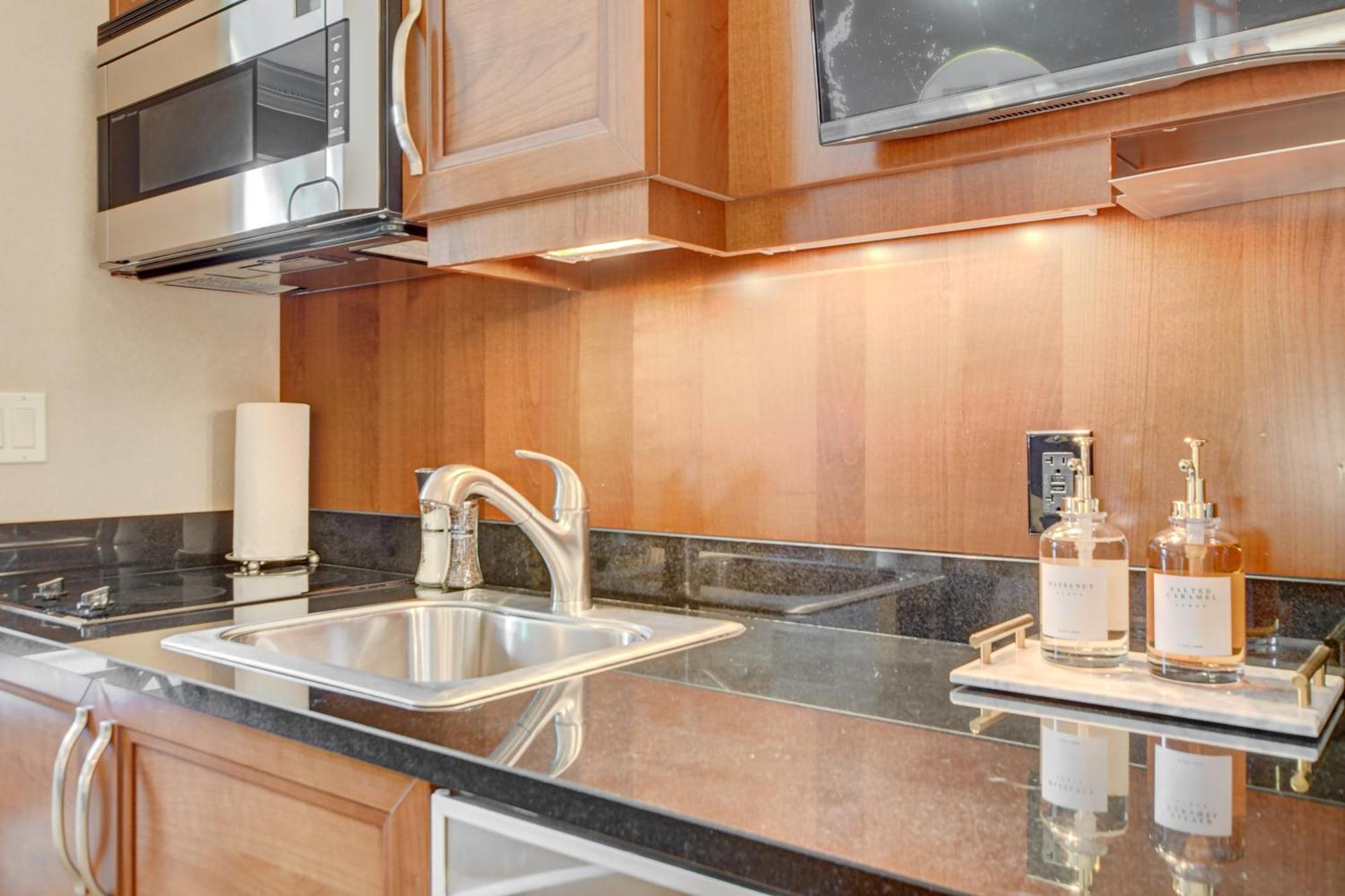 לאס וגאס Premium Suite Mgm Signature High Flr Balcony Strip View מראה חיצוני תמונה