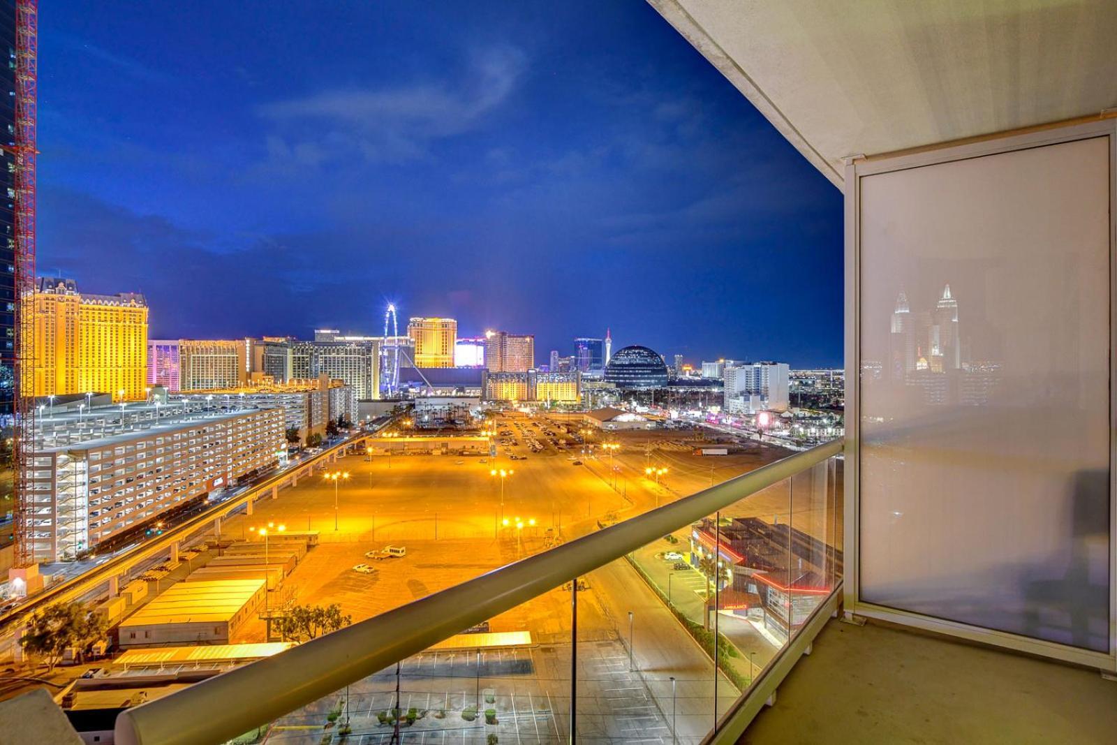 לאס וגאס Premium Suite Mgm Signature High Flr Balcony Strip View מראה חיצוני תמונה
